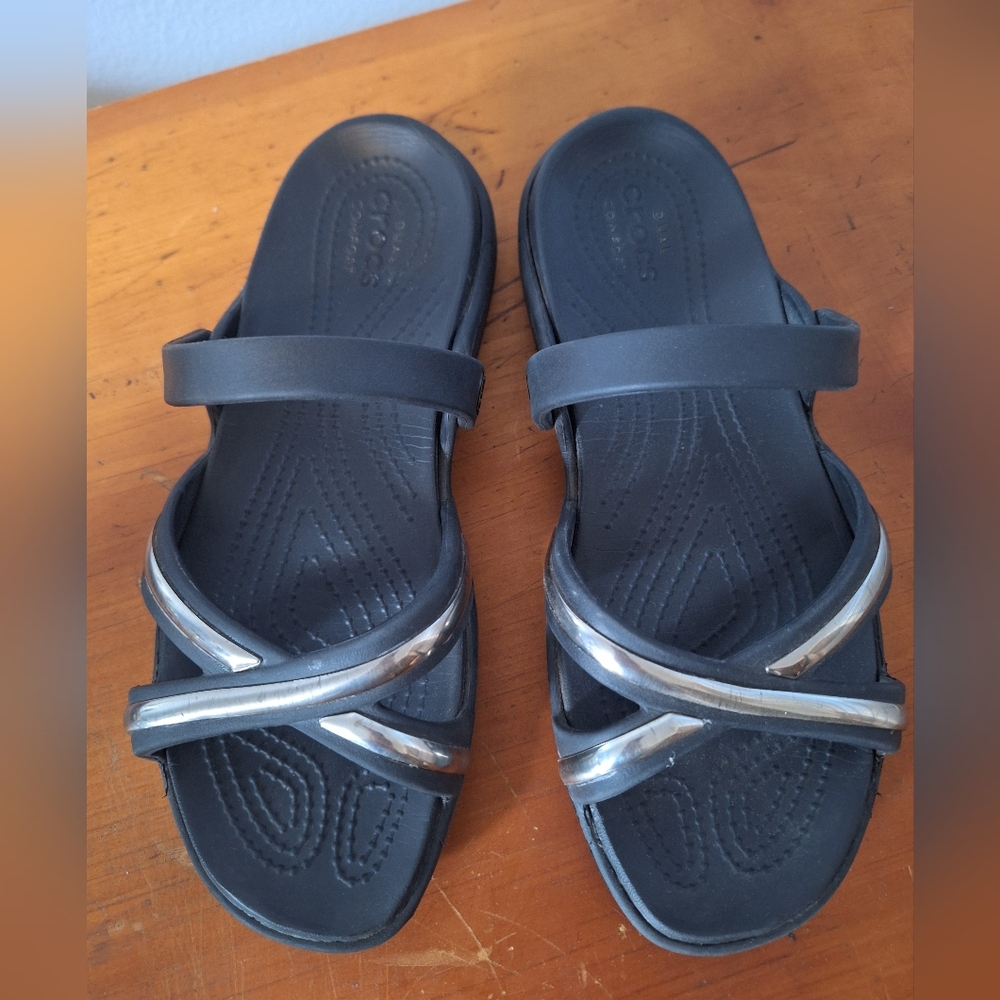 Crocs Meleen Dual Comfort Metalblock Black and Silver Slide Sandals Size 9 W